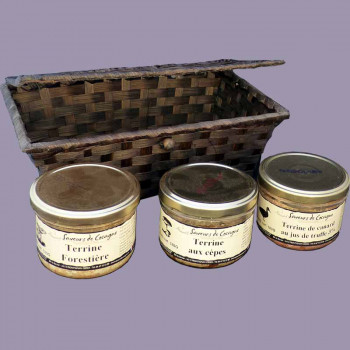 Small terrine crate with mushrooms