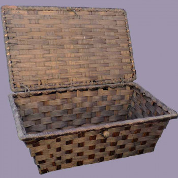 Brown rectangular bamboo box 26x16x10 cm